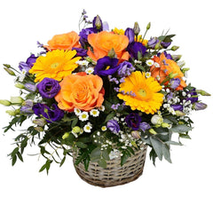 Flower Baskets - Free Delivery - MontRoyal Florist Montreal