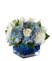 Adorable new baby boy bouquet - Free Delivery - MontRoyal Florist Montreal