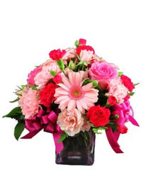 Mother Love II - Free Delivery - MontRoyal Florist Montreal